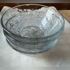 Princess House Fantasia Poinsettia Pattern Salad/Dessert Bowls Set of 4